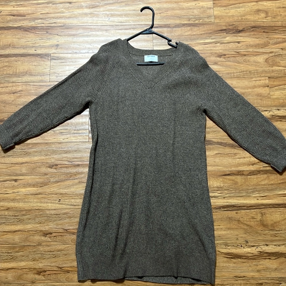 Ladies Brown Sweater Dress Size Medium NWOT